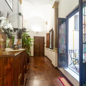  Apartamento Cartari, Renaissance Flat A Few Steps From Piazza Navona And Vatican Italia
